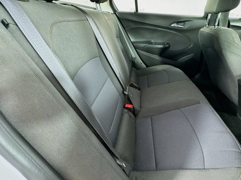 Used 2018 Chevrolet Cruze LS FWD image 30