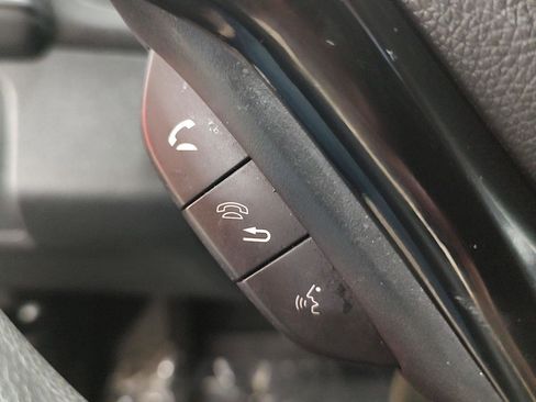 Used 2016 Honda HR-V EX image 17