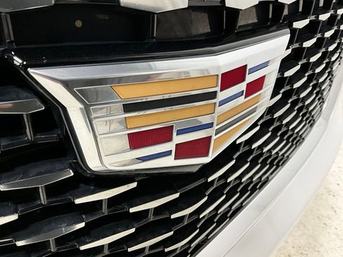 Used 2024 Cadillac XT6 Premium Luxury w/ LPO, Floor Liner Package image 28