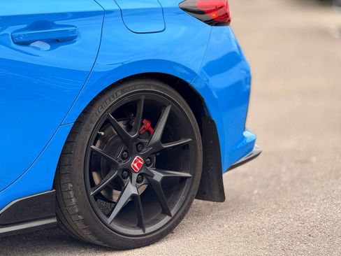 Used 2024 Honda Civic Type R image 5