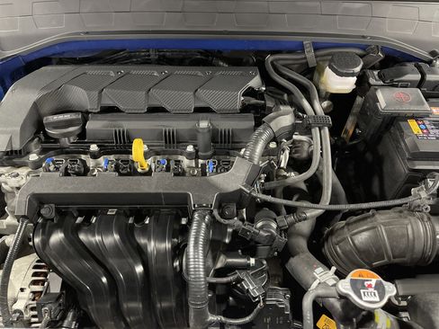 Used 2023 Hyundai Venue Limited w/ Cargo Package image 15