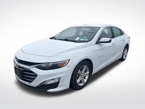 Used 2023 Chevrolet Malibu LT image 1