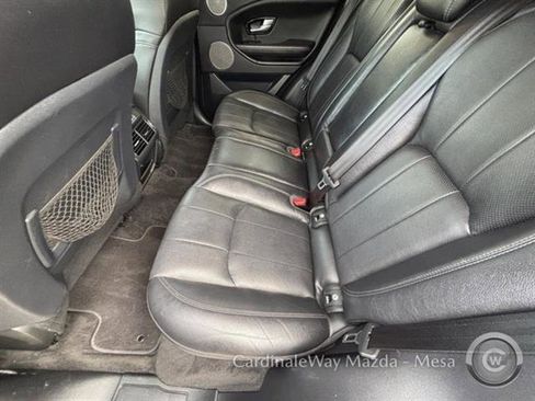 Used 2019 Land Rover Range Rover Evoque SE image 15