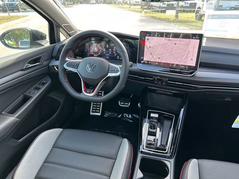 New 2026 Volkswagen GTI SE FWD image 9