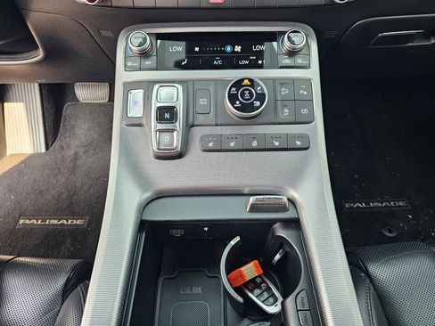 Used 2023 Hyundai Palisade Calligraphy w/ Cargo Package AWD/4WD image 27