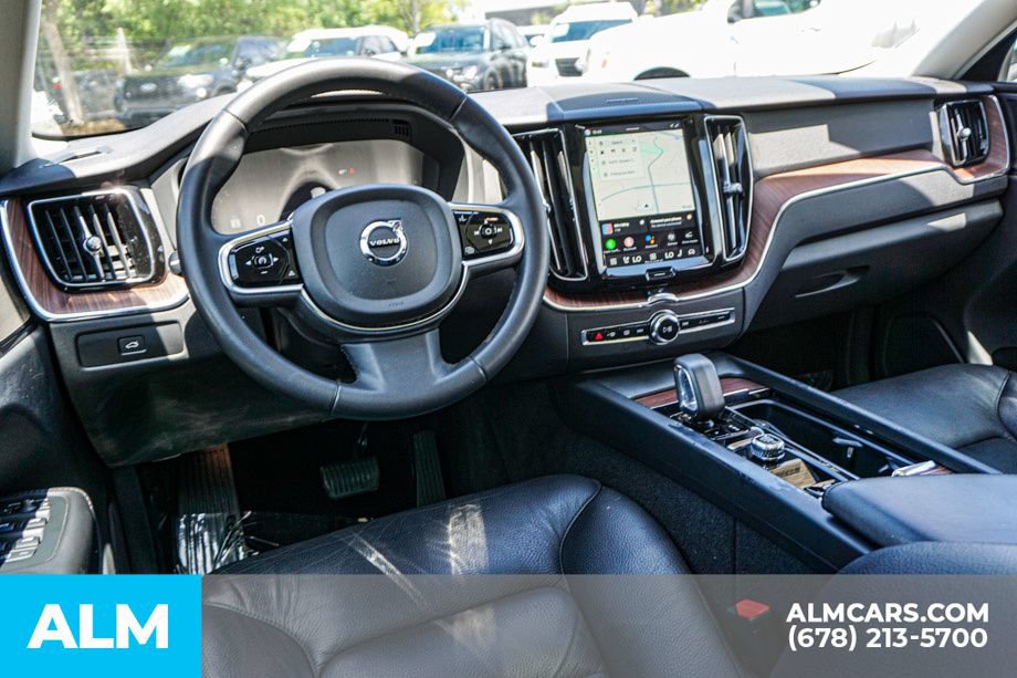 Used 2024 Volvo XC60 B5 Plus AWD/4WD image 27