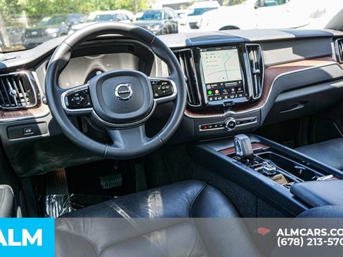Used 2024 Volvo XC60 B5 Plus AWD/4WD image 27