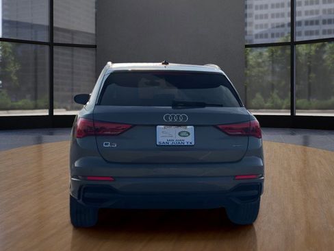 Used 2025 Audi Q3 2.0T Premium image 4