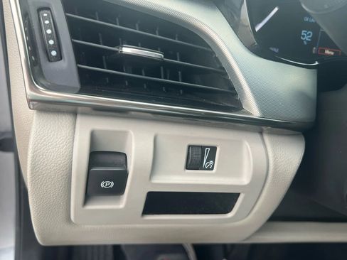 Used 2019 Cadillac CTS Luxury RWD image 11