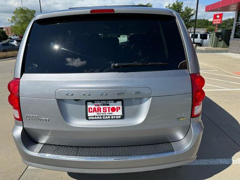 Used 2018 Dodge Grand Caravan SXT FWD image 8