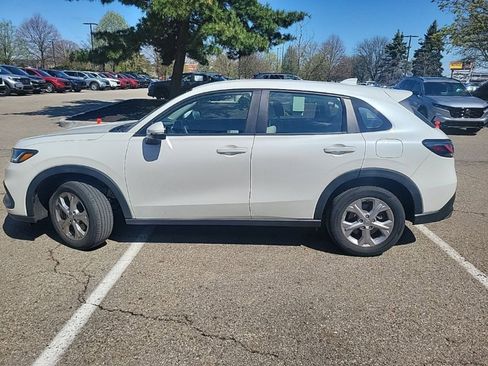 Used 2023 Honda HR-V LX image 7