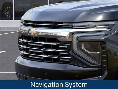 New 2026 Chevrolet Suburban Premier AWD/4WD image 15