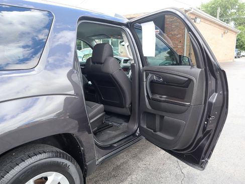 Used 2015 GMC Acadia SLE FWD image 13