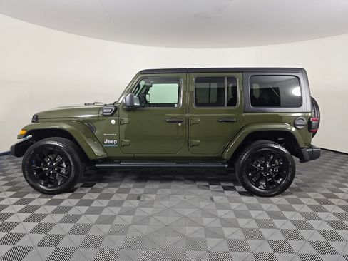 Used 2023 Jeep Wrangler Unlimited Sahara AWD/4WD image 6