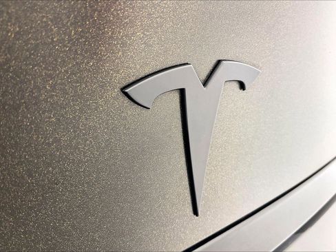 Used 2022 Tesla Model S Plaid image 31