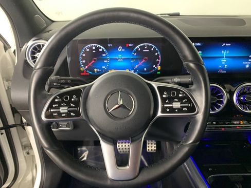 Used 2022 Mercedes-Benz GLA 250 4MATIC w/ AMG Line image 22