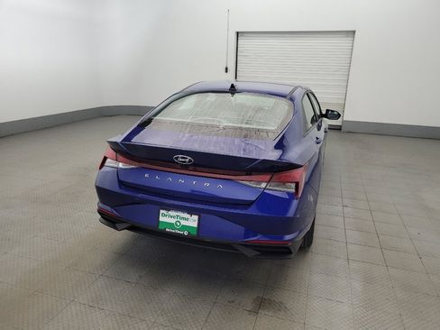 Used 2023 Hyundai Elantra SEL image 7