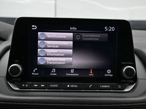 Used 2025 Nissan Rogue SV FWD image 36