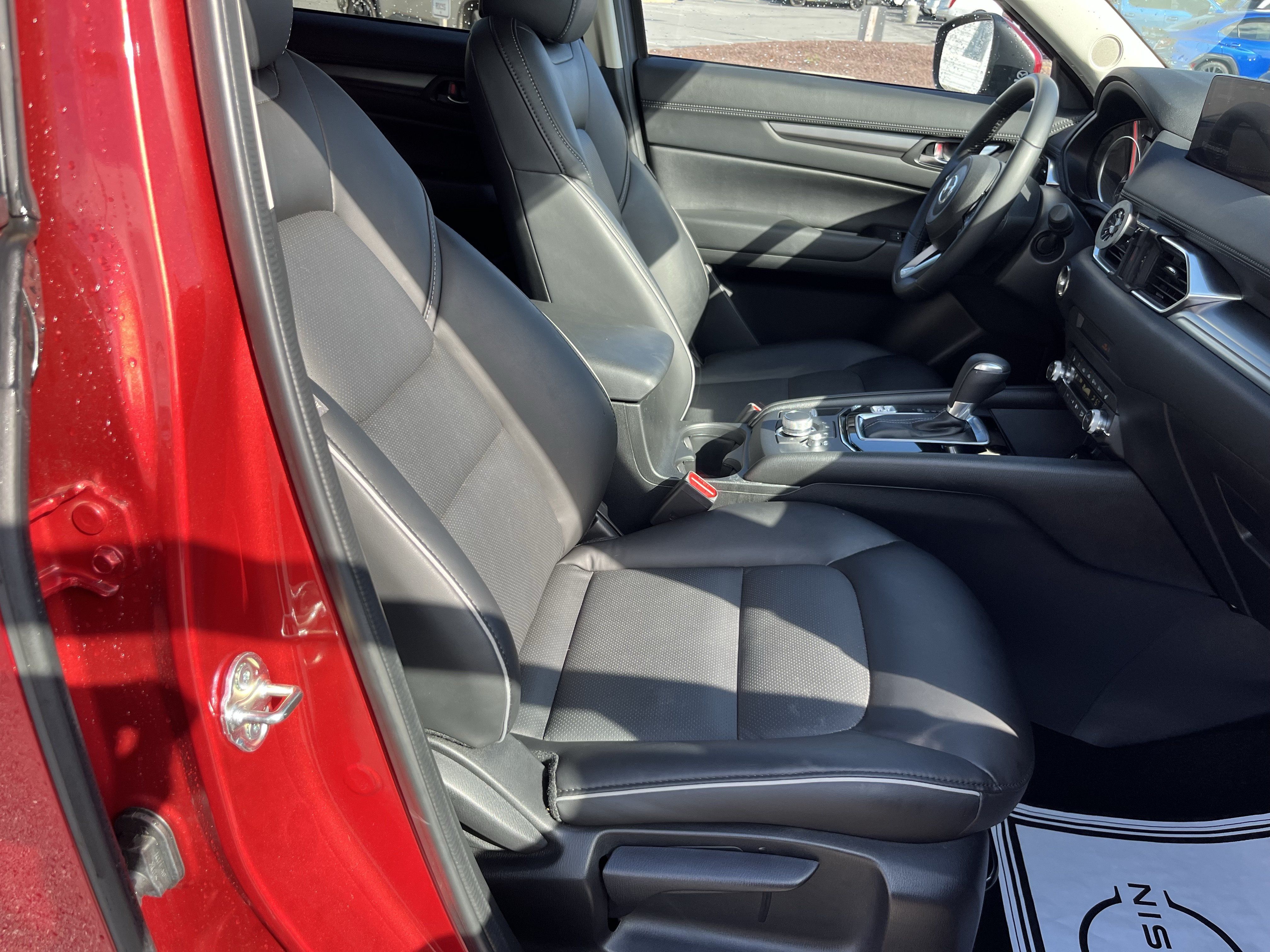 Used 2024 MAZDA CX-5 AWD 2.5 S w/ Select Package image 3