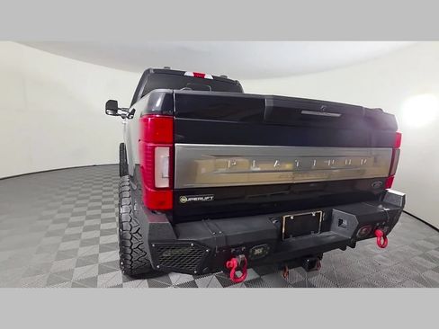Used 2021 Ford F250 Platinum w/ FX4 Off-Road Package AWD/4WD image 43