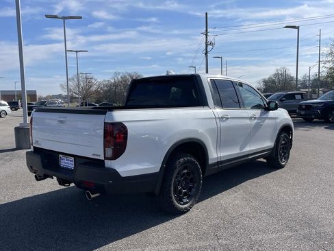 Certified 2025 Honda Ridgeline Sport+ image 3