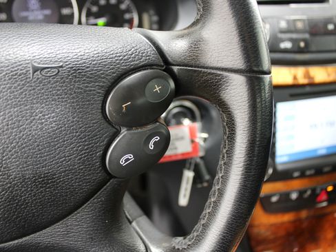 Used 2007 Mercedes-Benz E 350 3.5L image 10