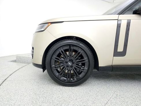 Certified 2023 Land Rover Range Rover Autobiography AWD/4WD image 30