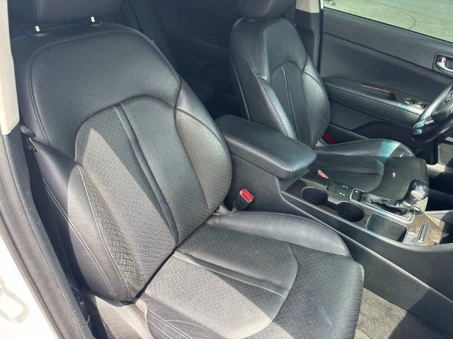 Used 2018 Kia Optima EX w/ Premium Package FWD image 25