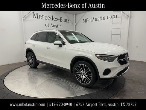 Used 2026 Mercedes-Benz GLC 300 image 1