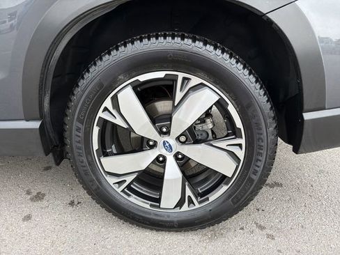 Used 2021 Subaru Forester Touring AWD/4WD image 27