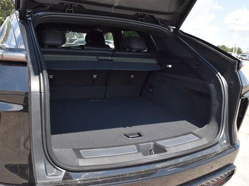 New 2026 Cadillac Lyriq V image 21