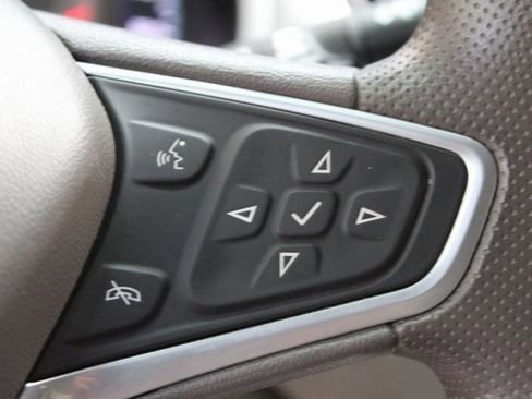 Used 2022 Chevrolet Malibu LT image 15