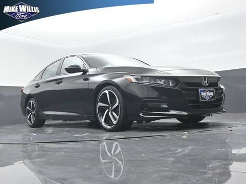 Used 2018 Honda Accord Sport image 17