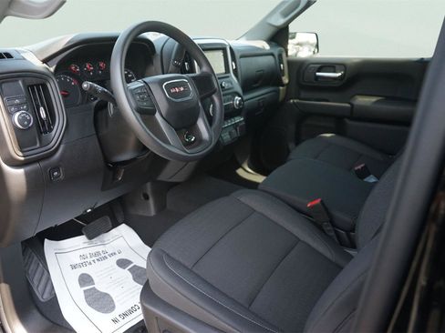 Used 2026 GMC Sierra 1500 Pro w/ Graphite Edition RWD image 8