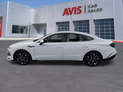 Used 2025 Hyundai Sonata SEL FWD image 10