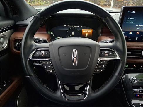 Certified 2022 Lincoln Nautilus Reserve w/ Equipment Group 202A image 21