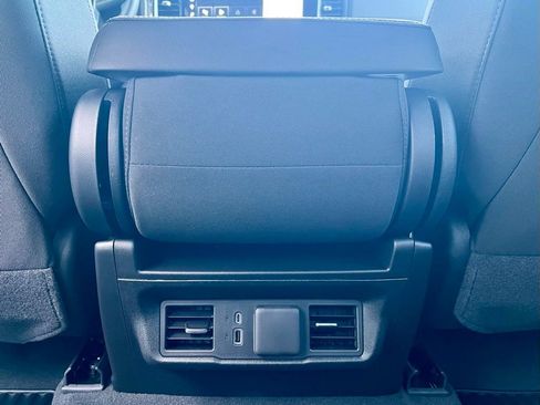 New 2026 GMC Sierra 1500 Elevation image 21