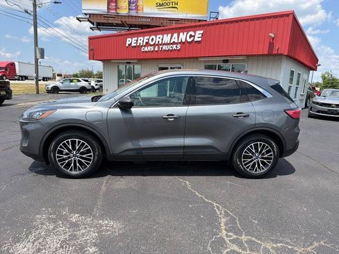 Used 2022 Ford Escape SE FWD image 12
