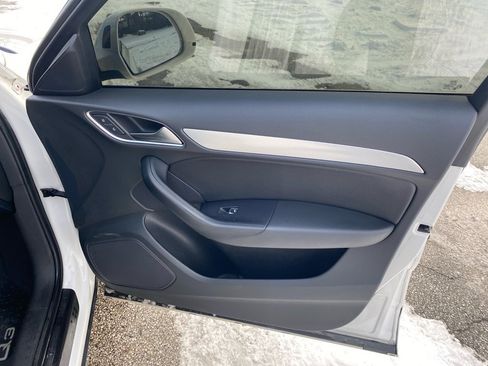 Used 2016 Audi Q3 2.0T Premium Plus image 26