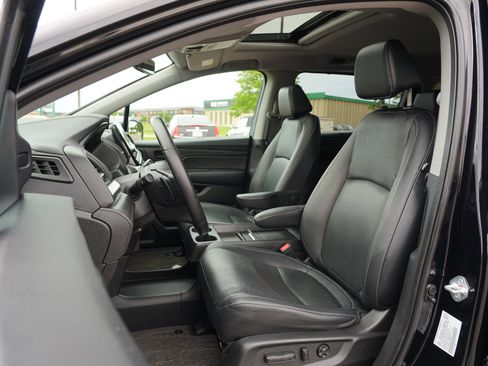 Used 2022 Honda Odyssey EX-L image 12
