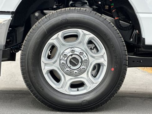 New 2026 Ford F250 XLT AWD/4WD image 22