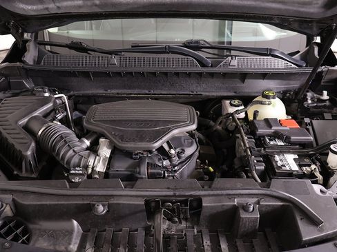 Used 2021 GMC Acadia Denali w/ Denali Technology Package image 27