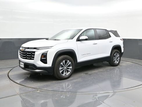 Used 2025 Chevrolet Equinox LT image 31