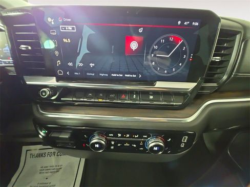 Certified 2024 GMC Sierra 1500 SLT image 11