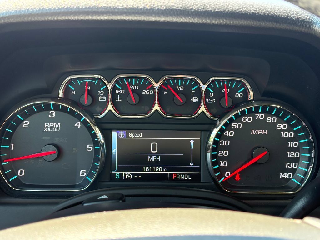 Used 2017 Chevrolet Suburban LT AWD/4WD image 5