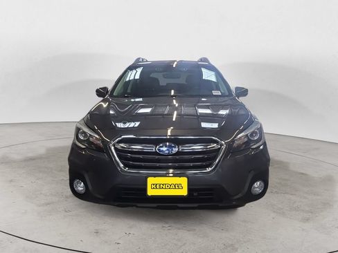 Used 2018 Subaru Outback 2.5i Limited AWD/4WD image 2