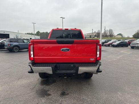 Used 2024 Ford F250 XL w/ XL Chrome Package image 4