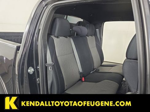 Used 2021 Toyota Tacoma TRD Off-Road AWD/4WD image 29