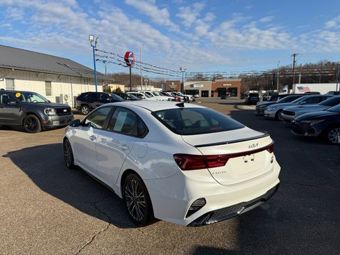 Used 2024 Kia Forte GT-Line w/ GT-Line Premium Package image 4