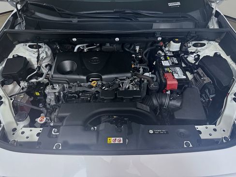 Certified 2020 Toyota RAV4 XLE Premium FWD image 32